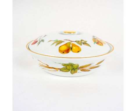 White porcelain decorated with corn, pears, plums and cherries. Gilded accents. Royal Worcester backstamp. Dimensions: 10.25"