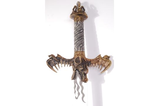 A Large Replica Style 1 1 Scale Dragon King Large Fantasy Decorative Sword Steel And Brass