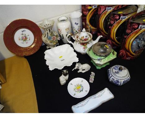 A collection of predominately ceramic tableware to include a Royal Albert Old Country Roses teapot, Aynsley, Coalport, Old Fo