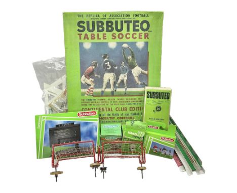 Subbuteo - Club Edition Gift Set, Scoreboard 61158, Outside Broadcast Unit 61208, TV Tower C110, part-set light weight team a