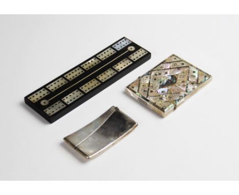 A mother of pearl card case, of rectangular form inlaid with abalone shell and engraved floral decoration, with hinged lid an