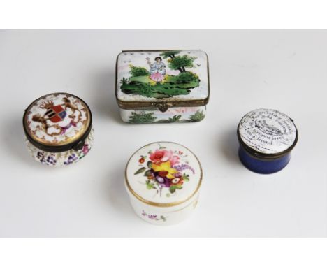 A Bilston enamel circular patch box, 18th century, the hinged cover with motto 'Let groveling minds for gold contend...' set 