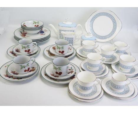 A Royal Doulton "Counterpoint" pattern tea service with teapot, cream jug, sugar basin, cups, saucers, side plates and cake p