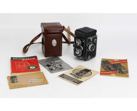 Rolleiflex Franke &amp; Heidecke Braunschweig Camera with mirrored lens covers, original branded leather case and various per