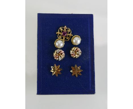A Pair of 9ct Gold Studs (hallmarked), a pair of 9ct gold tricolour gold studs, pair of 9ct and cultured pearl studs (both ma