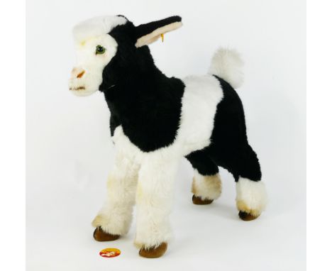 Steiff Studio Range Kid Goat - A fantastic large plush model measuring 52cm from nose to rear, 55cm tall. The Studio Range wa