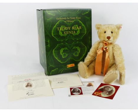 Steiff Xenia in Memory of Princess Xenia - 2001 White Tag Limited Edition, white mohair with peach ribbon, badge displaying A