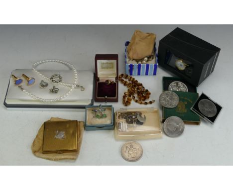 A Silver, Enamel and Marcasite Flamingo Brooch (25.8mm high), an Emrich compact, commemorative crowns, etc. 