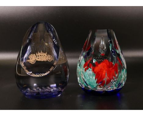 Limited edition Caithness paperweights to include Coronation coach procession 4/100 and Prince William Wedding 12/75. Both bo