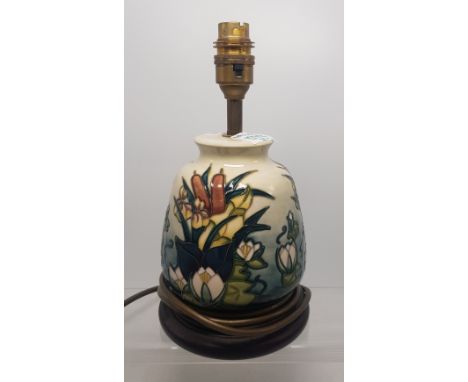 Moorcroft Bull rush pattern table lamp 25cm height 