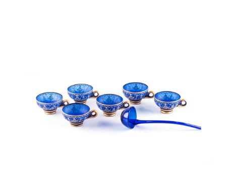 SIX VENETIAN PUNCH GLASSES AND LADLE Comprising: 6 punch glasses, a ladle(7) 