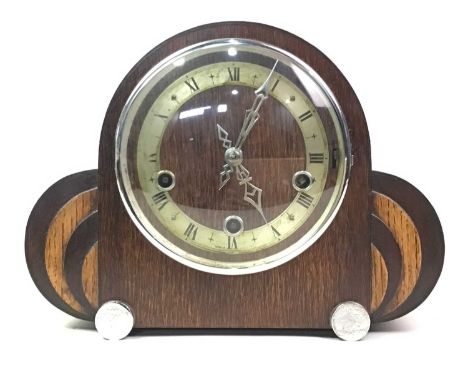 ART DECO MANTEL CLOCK, CIRCA 1930 in an oak case, with Westminster chimes22cm high