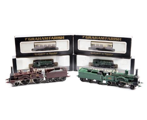 A quantity of N gauge model railway by Graham Farish, Peco,  etc. 2x GWR Pannier tank 0-6-0T, both 8437 in unlined Brunswick 