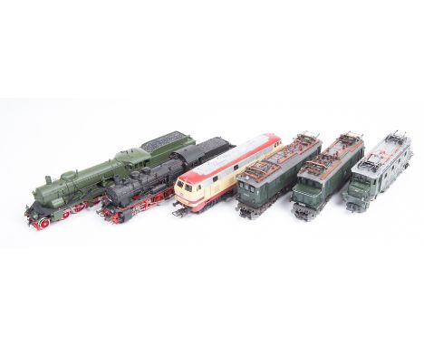 6 HO continental locomotives by various makes. By Roco and Lima. 3 electric – a Swiss 1-Co-2 twin pantograph 10683. 2x DB twi