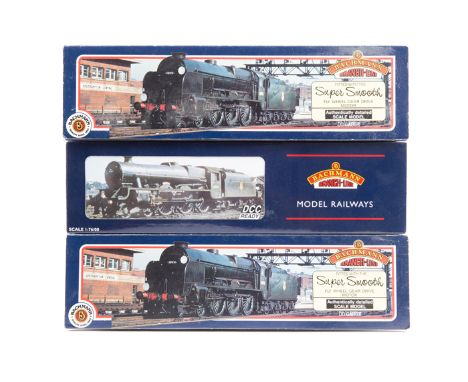 3 Bachmann OO railway locomotives. 2x Maunsell Lord Nelson Class 4-6-0 tender locos; Sir Martin Frobisher 864 in Southern Rai