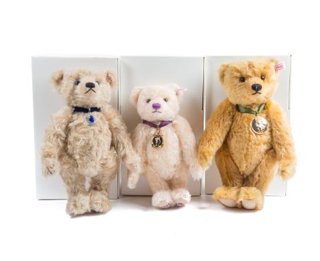 3 recent issue Steiff Teddy Bears. A ‘Diana 50th Birthday Bear’, limited edition of 1961 examples, with paperwork and certifi