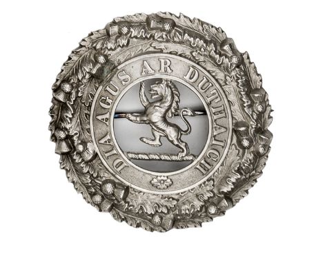 An officer’s die struck silver plated plaid brooch of the 5th (Perthshire) V.B. The Black Watch, motto circle “Dia Agus ar Du