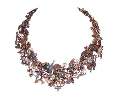 EHINGER SCHWARZ modernistisches Collier, Silber 925, patiniert, teils vergoldet, 133 g, L: ca. 37 cm, B: bis ca. 6 cm, Ende 2