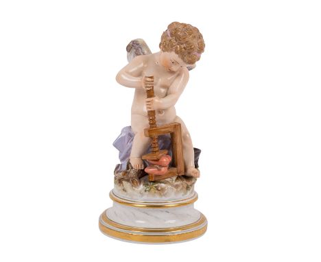 MEISSEN "Amor 2 Herzen zusammenleimend" 1877-1880 Porzellan, farbig und gold staffiert, unterglasurblaue Schwertermarke, Mode