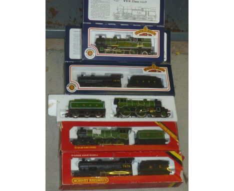 Bachmann L.N.E.R. V1, L.N.E.R. J39 Class, Hornby L.N.E.R. Cheshire, L.N.E.R. B12 in green and another in black, all items box