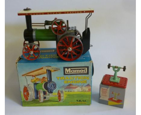 A Mamod T.E.1A Traction Engine, lightly used, boxed, and a Mamod power take-off (2) (Est. plus 18% premium inc. VAT)