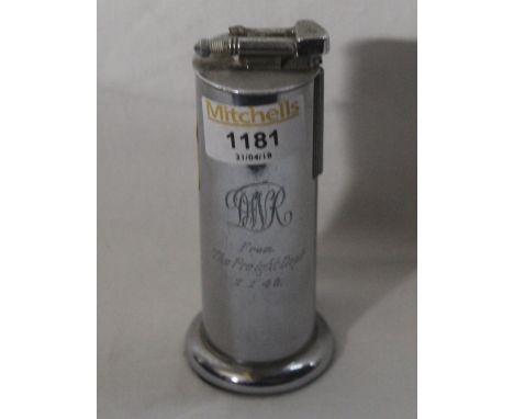 A mid 20th century Parker Roller Beacon table lighter of cylindrical form with engraved inscription, 12.5 cm. CONDITION REPOR