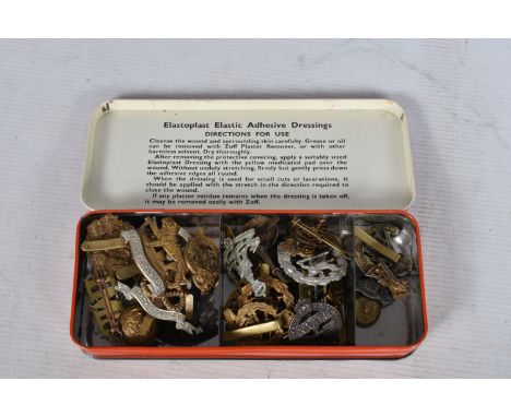 A GOOD SELECTION OF ARMY CAP BADGES, SHOULDER TITLES AND COLLAR DOGS, all the badges are from various years and include North