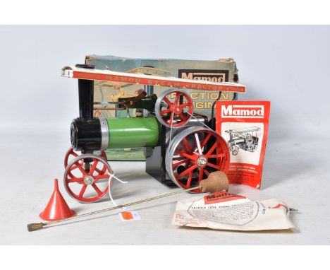 A BOXED MAMOD LIVE STEAM TRACTION ENGINE, No.TE1A, not tested, has been fired up  but not for some time, play worn condition 