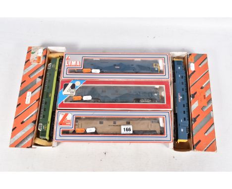 FIVE BOXED LIMA OO GAUGE LOCOMOTIVES, class 50 'Revenge' No.50 020, B.R. blue livery (L205141), 'Western' class 52 'Western E