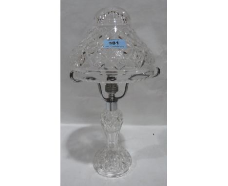 A Stuart cut glass table lamp with domed shade. 15½' high