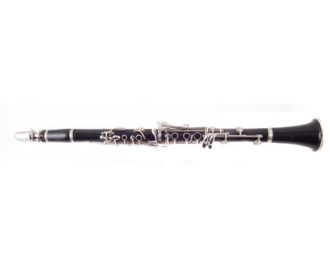 Yamaha clarinet in case, serial number 076667. The case measures 29.5cm wide