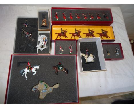 A quantity of boxed Britains lead soldiers to inc Scots Greys Duals 11th Hussars No 00170, 4th Light Dragoons No 3111, French