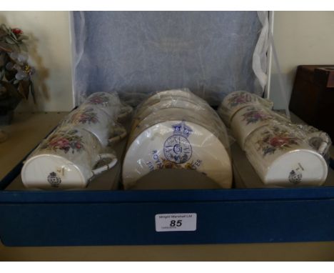 A cased as new Royal Worcester set of coffee cups and saucers 