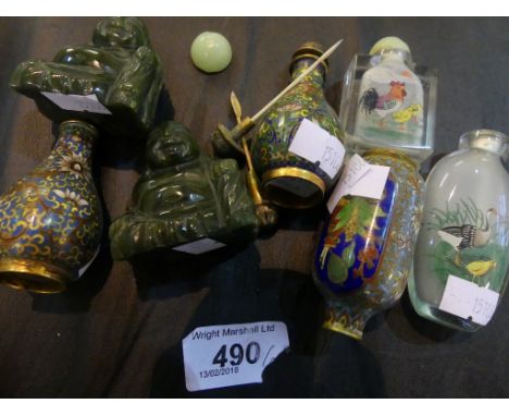 A mixed lot of assorted 20th Century Chinese snuff bottles to include cloisonne and verse painted glass examples together wit