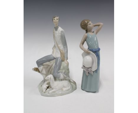 Lladro figure and  Nao figure group (2) 