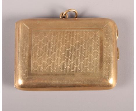 A 9ct gold match book holder with engine turned decoration, 28.2g
