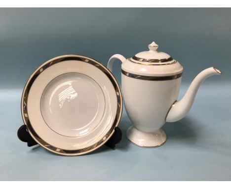A Royal Worcester 'Raffles' dinner service