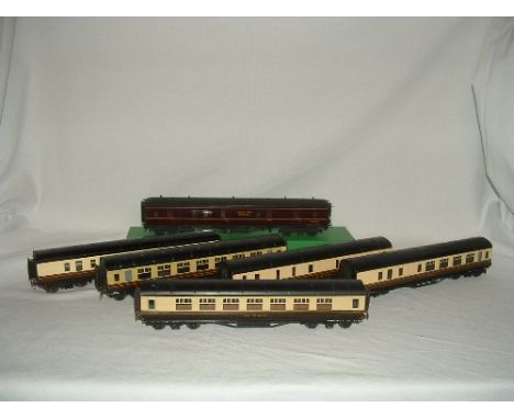 EXLEY 2R Type K 00 Coaches x 5 - GWR Chocolate & Cream - Type K5 All 1st 8888 and Bogie Baggage Coach  - Type K5 3rd/Brake 23