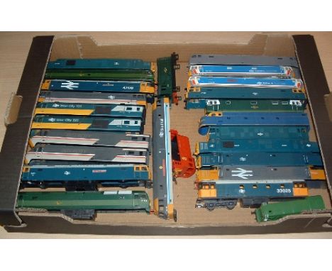 A tray containing 25 x HORNBY and LIMA Diesel Locomotive Bodies. Mostly Excellent.