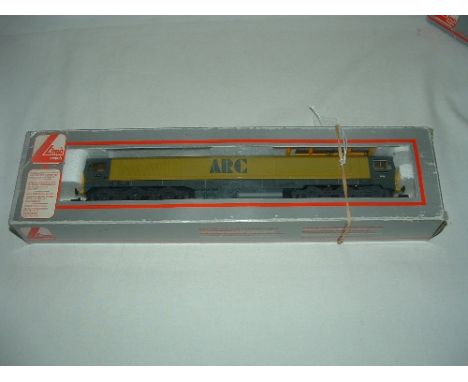 LIMA 204839 Class 59 'Village of Chantry' in ARC Yellow and Grey Livery. Mint with Accessory Pack in an Excellent Box.