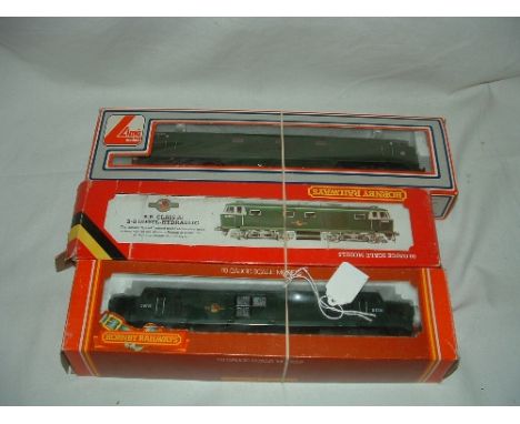 3 x Locomotives - HORNBY R074BR Green Class 35 Hymek no D7063 (Good in a Fair Box), R347 BR green Class 37 no D6735 (Good Box