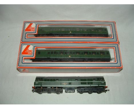 LIMA 205137/38 BR Green Class 117 2 Car DMU Power and Trailer Car (Excellent Boxed) and a TRIANG R357 Class 31 no D5572 (serv