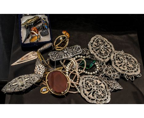 Nice Collection of Costume Jewellery. Includes Pinchbeck Brooch, Modern Gold Coloured Dragon Brooch, 2 x Fashionable Silver C