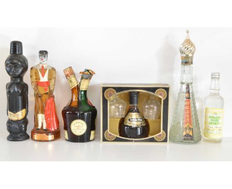 Various Spirits and Liqueurs 6 bottles including half bottles various Spirits and Liqueurs comprising: 1 x half bottle Polmos