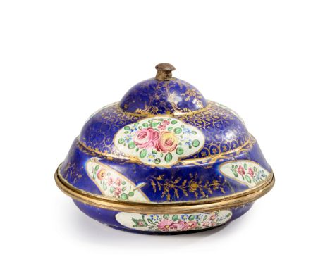An Ottoman Suleymaniye-ware enamelled dish and cover (sahan),  Turkey, circa 1800the shallow rounded dish with everted rim an