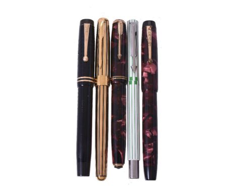 Parker, Sonnet, a gold plated fountain pen, the cap with an arrow clip, the fine nib stamped 18K 750, cartridge filling syste