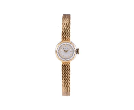 Movado,   Lady's gold coloured bracelet watch, no. 44050   Movement: Manual wind, 17 jewels Case: Gold coloured case, snap ca