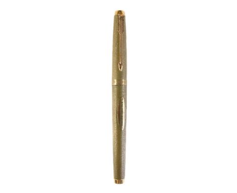 Parker, R.M.S Queen Elizabeth, a limited edition brass fountain pen, no. 1674/5000, the cap with gilt arrow clip, the medium 