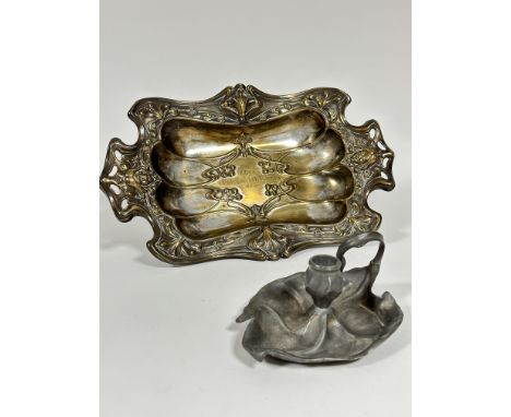 A German plated presentation Art Nouveau style scalloped dish with pierced mask handles to side with Art Nouveau style traili