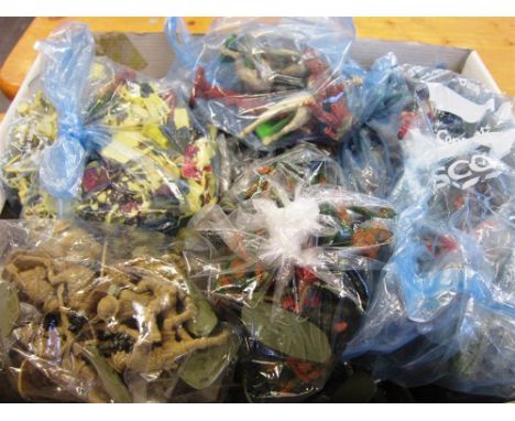 ASSORTED PLASTIC MODEL SOLDIERS by Airfix and others.